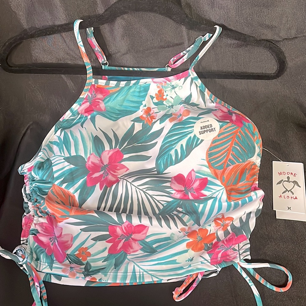NWT Hurley x Carissa Moore Tank